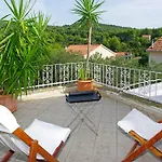 House In Tri Porte With Sea View, Terrace, Air Conditioning, Wifi 166-1 Potirna