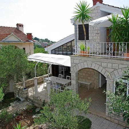 House In Tri Porte With Sea View, Terrace, Air Conditioning, Wifi 166-1 펜션 *