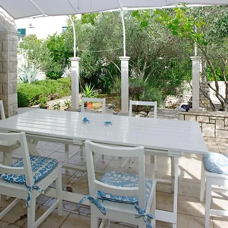 House In Tri Porte With Sea View, Terrace, Air Conditioning, Wifi 166-1 Potirna