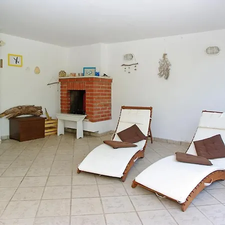 House In Tri Porte With Sea View, Terrace, Air Conditioning, Wifi 166-1 펜션 Potirna