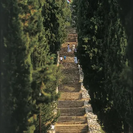 House In Tri Porte With Sea View, Terrace, Air Conditioning, Wifi 166-1 펜션 *