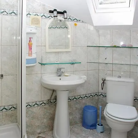 House In Tri Porte With Sea View, Terrace, Air Conditioning, Wifi 166-1 Potirna