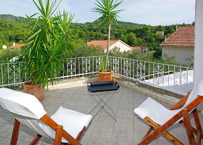 House In Tri Porte With Sea View, Terrace, Air Conditioning, Wifi 166-1 Potirna